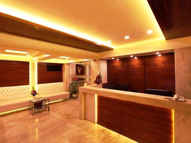 Hotel Rajdhani Панаджи Экстерьер фото
